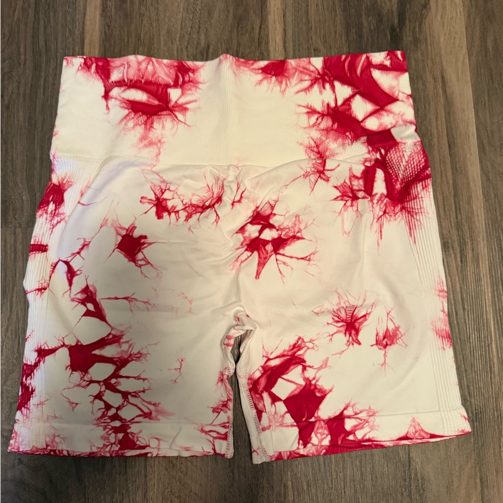 Women's pink Tie-Dye Shorts
